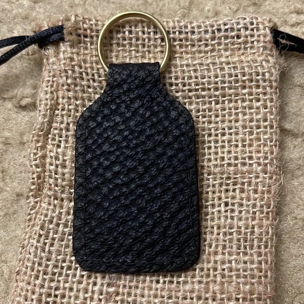 Vintage Maserati Keychain - Picture 5 of 5